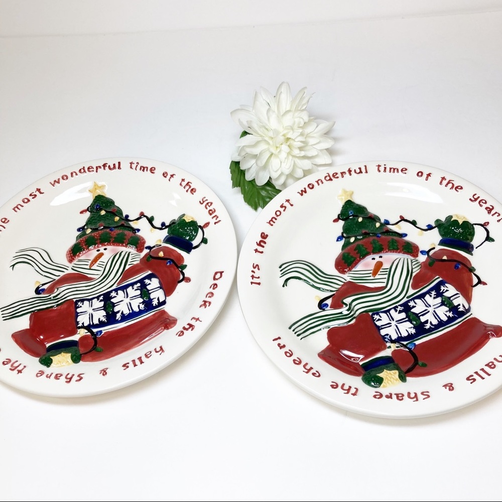 World Market Snowman Holiday Serving Plates Set of Two NWOT - Picture 3 of 3